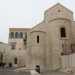 Pi defilata si trova la chiesa bizantina di San Gregorio, risalente al 1015